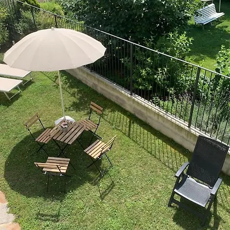 Casa Albatros Tra E Monti * Манделло-дель-Ларио