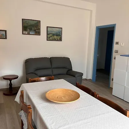 Casa Albatros Tra E Monti Apartment Mandello del Lario